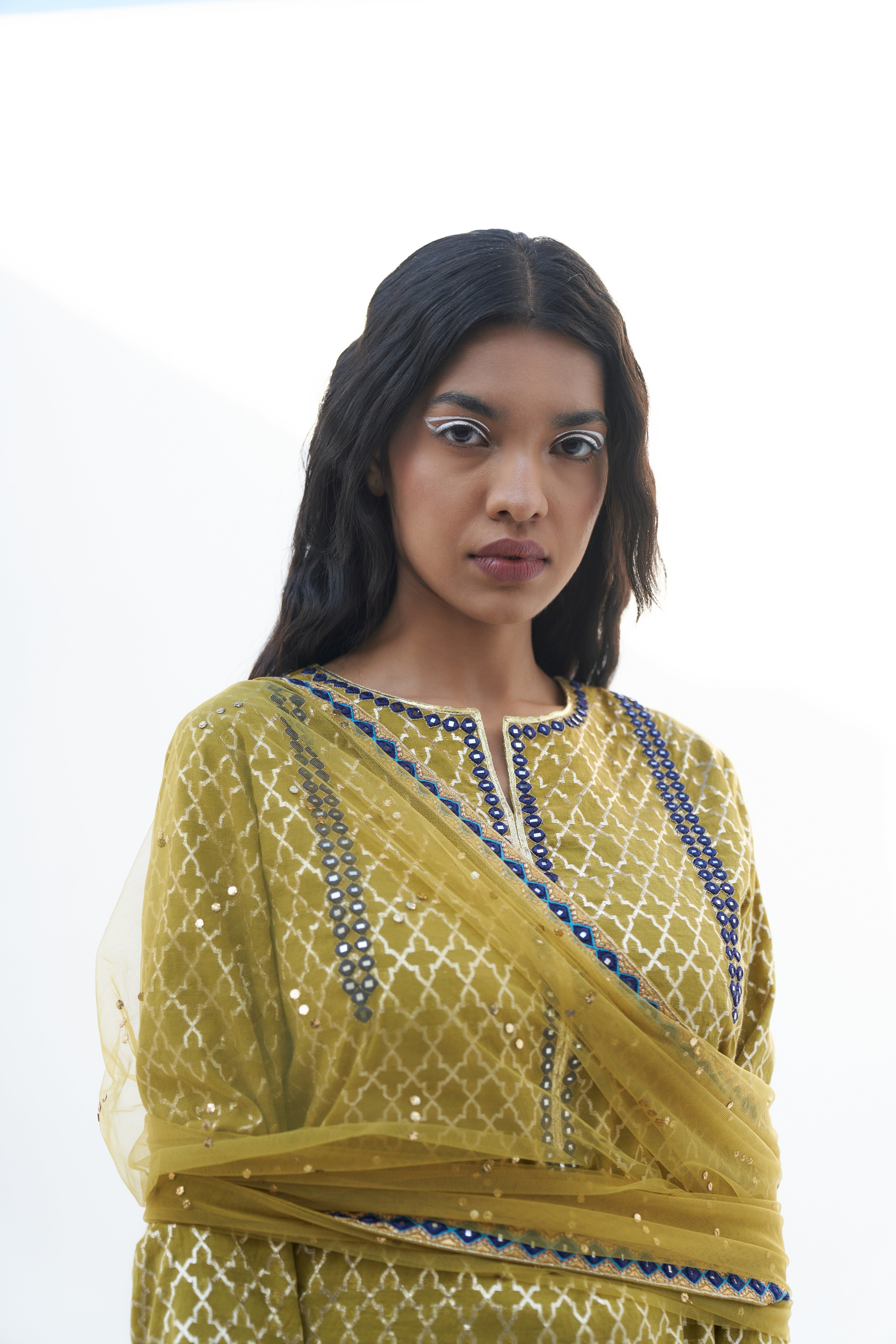 Acid Green Chanderi Jacquard Zari Embroidered Kurta Set Closeview