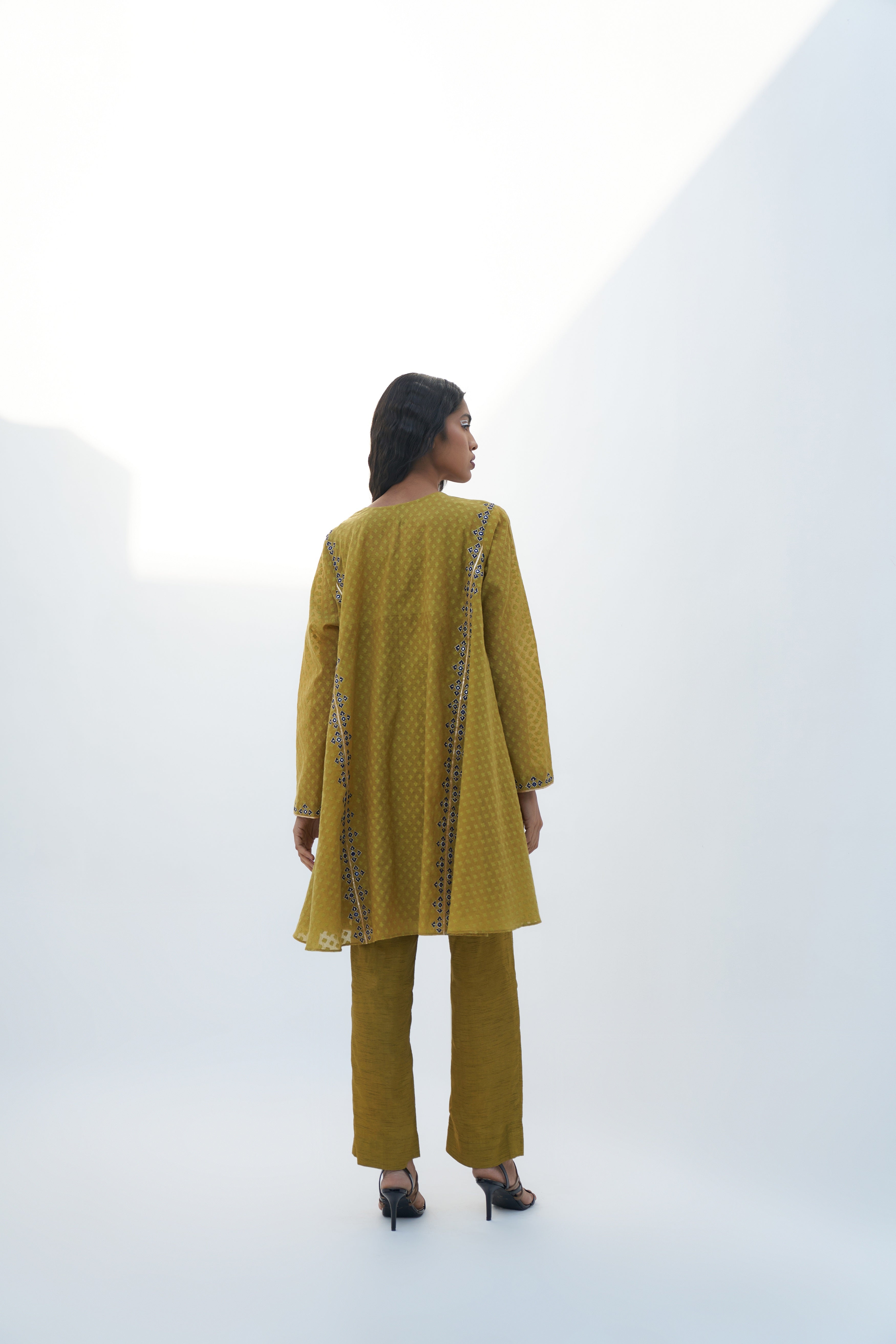 Acid Green Chanderi Jacquard Embroidered Tunic Set Closeview