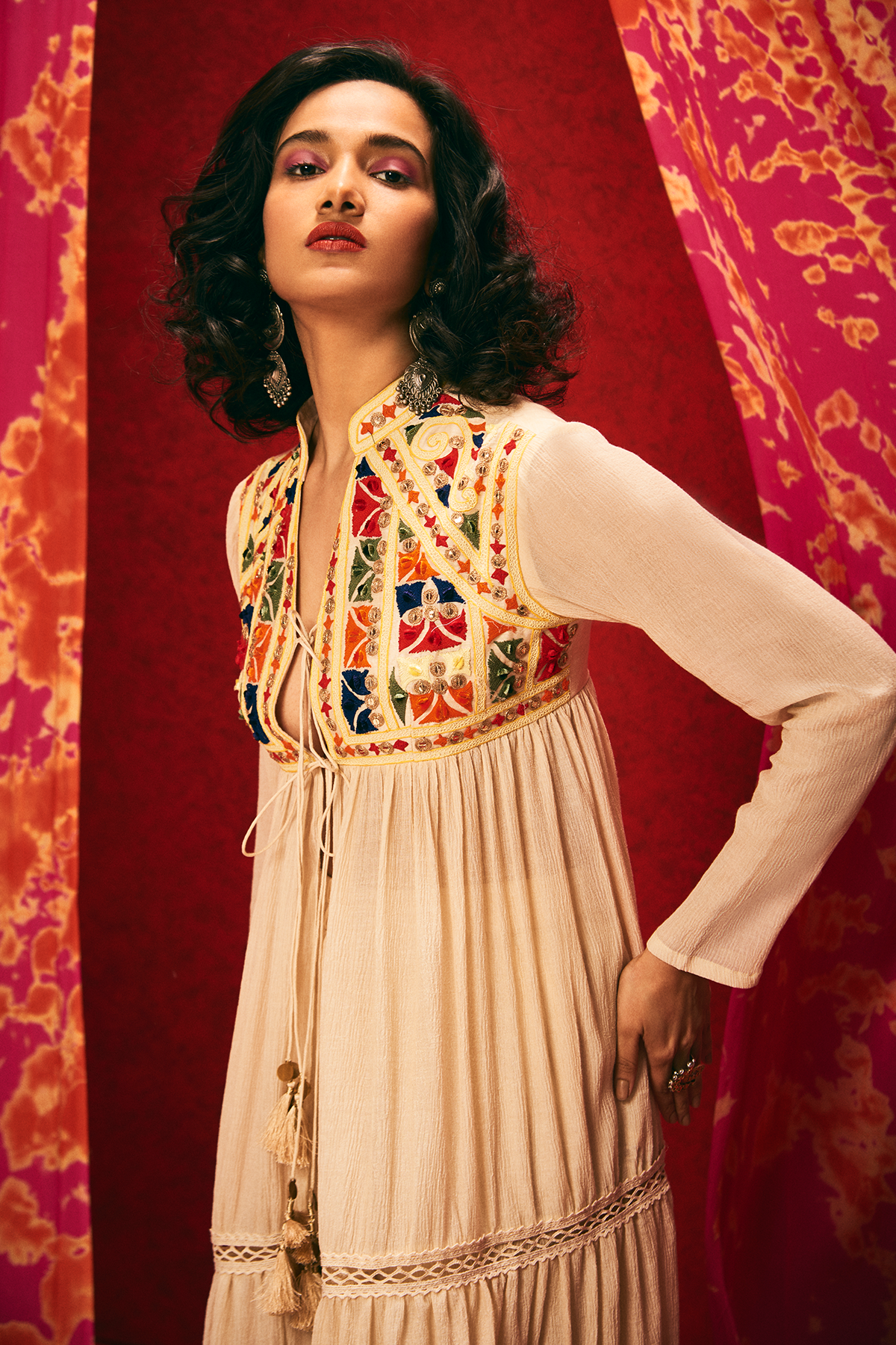 Beige Jacket with velvet and sequins touch Sideview