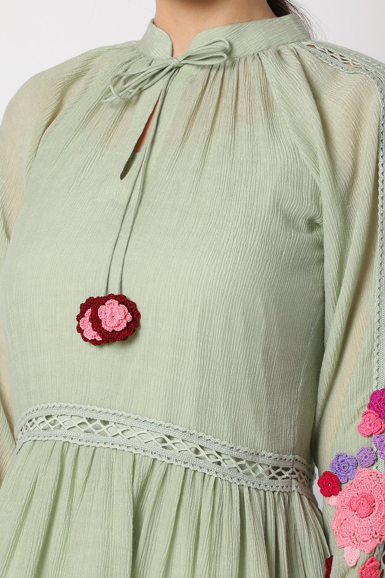 Grey Tunic dress with crochet flowers closeview