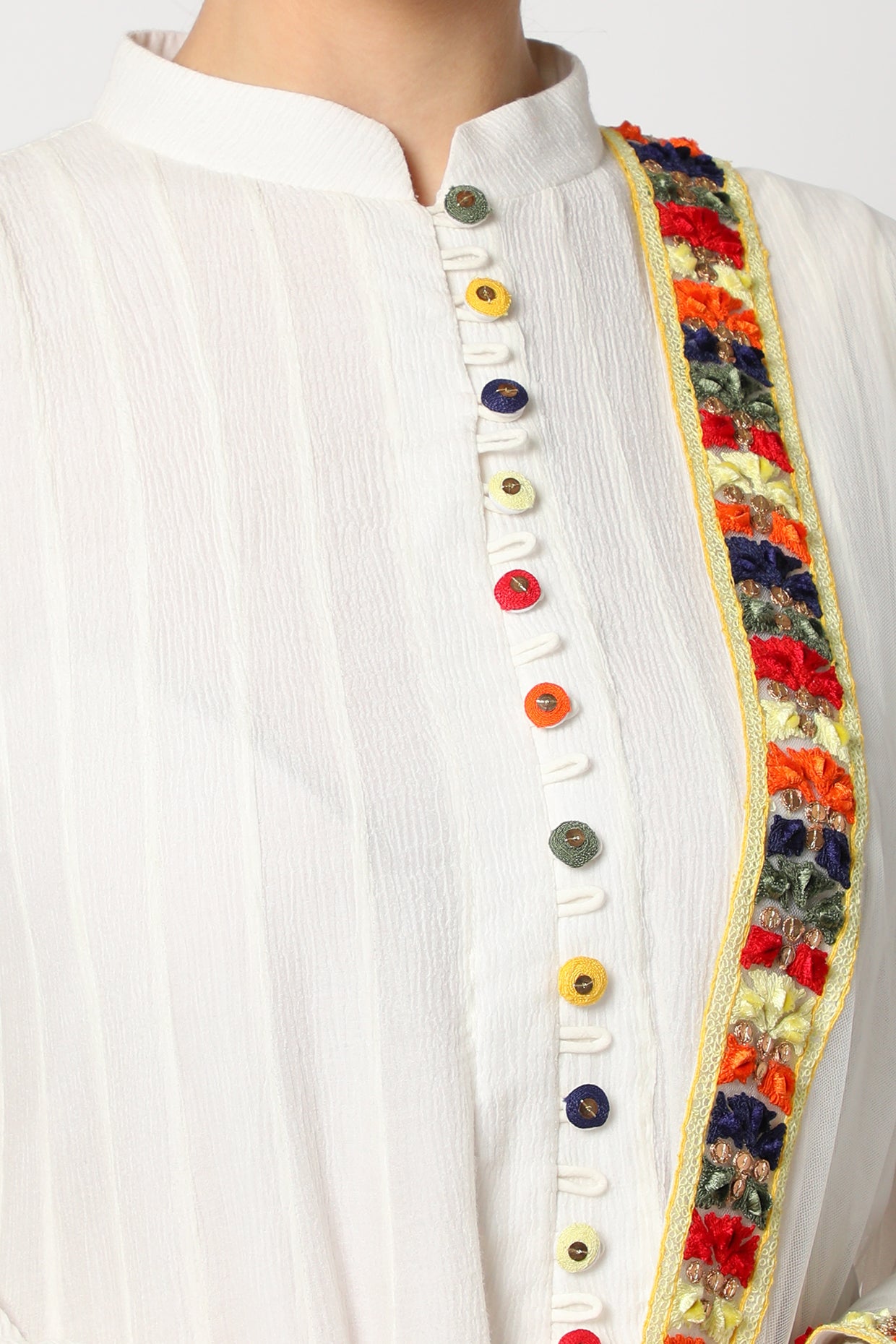 White Embroidered Kurta Set Closeview