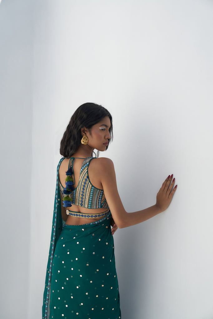 Emerald Green Embroidered Saree backview