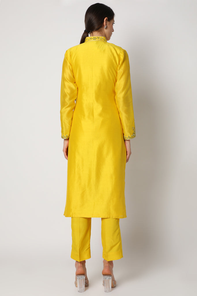 Women's Yellow Embroidered Kurta Set  Backview